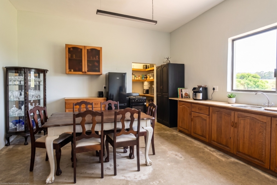 4 Bedroom Property for Sale in Struisbaai Western Cape